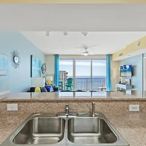 Penthouse With Beautiful Views! 1 Bedroom, 2 Bathroom Penthouse! Panama City Beach
